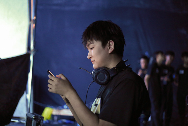 瓶子吃瓜大会：AG五人组不变，Hero首发仅留两人，久诚、Cat试训