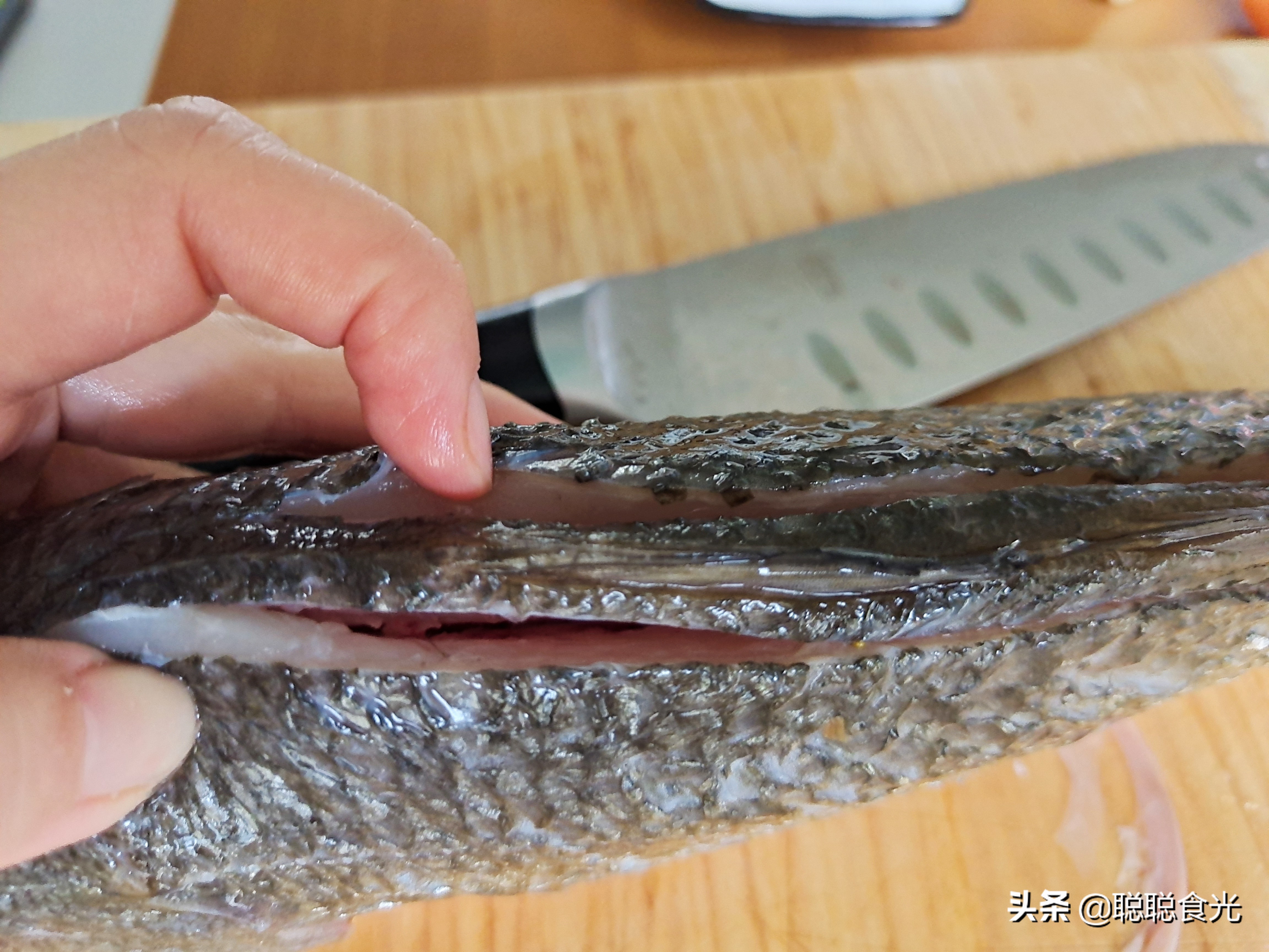 没有料酒和蒸鱼豉油怎样做清蒸鱼,清蒸鱼什么时候放蒸鱼豉油
