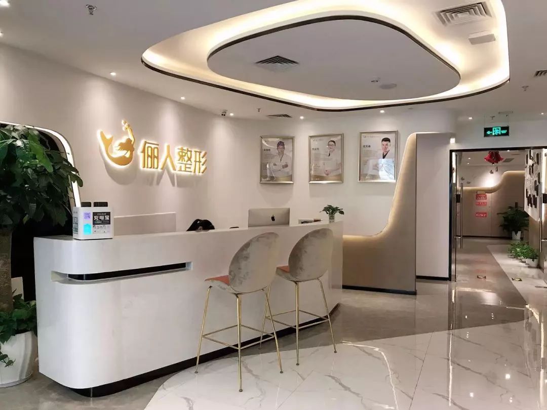 舞蹈老师厦门抽脂昏迷不醒,舞蹈老师抽脂