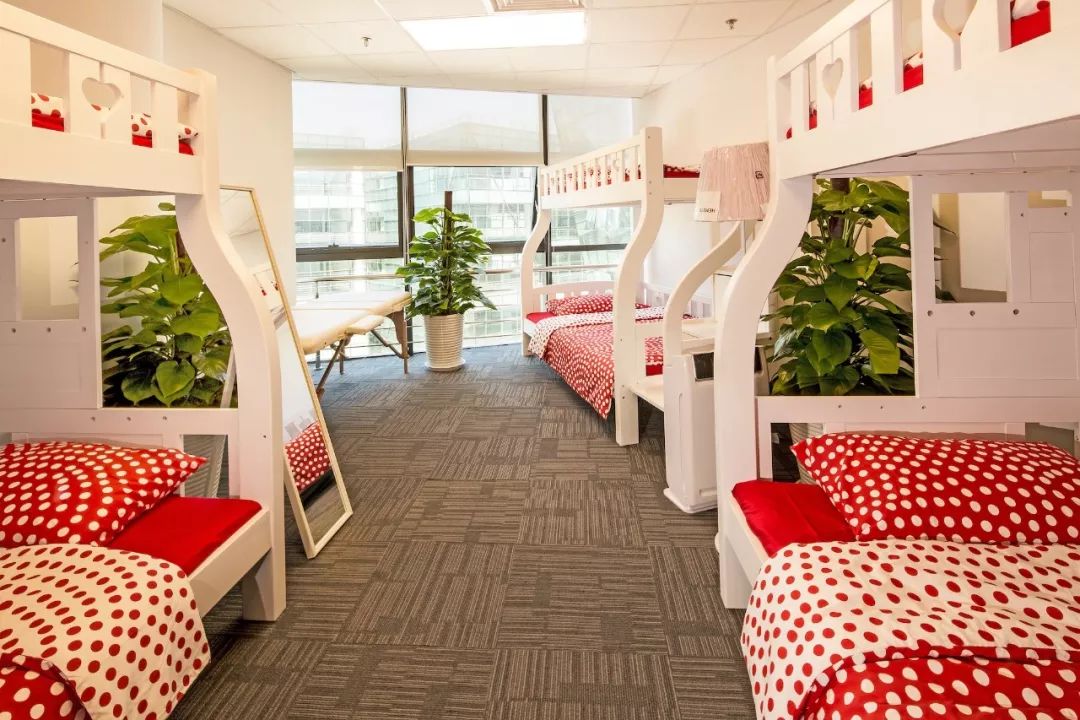 灏忕背蹇墜鎬婚儴,灏忕背鍐呴儴澶фゼ