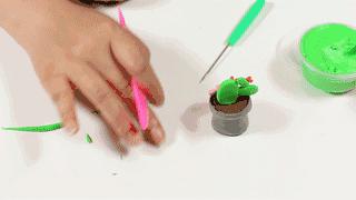 圆形手工制作仙人掌创意废物利用,硬卡纸仙人掌手工制作大全