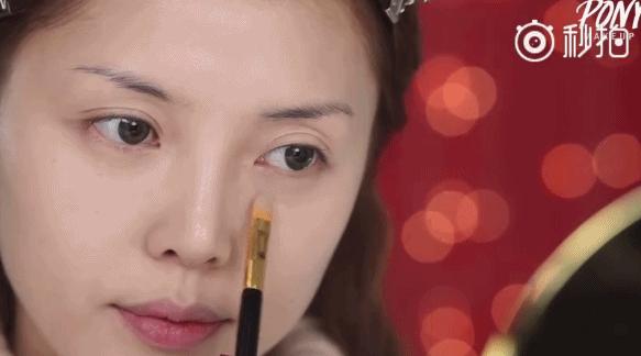 不会化圣诞妆？Pony大神来手把手教你