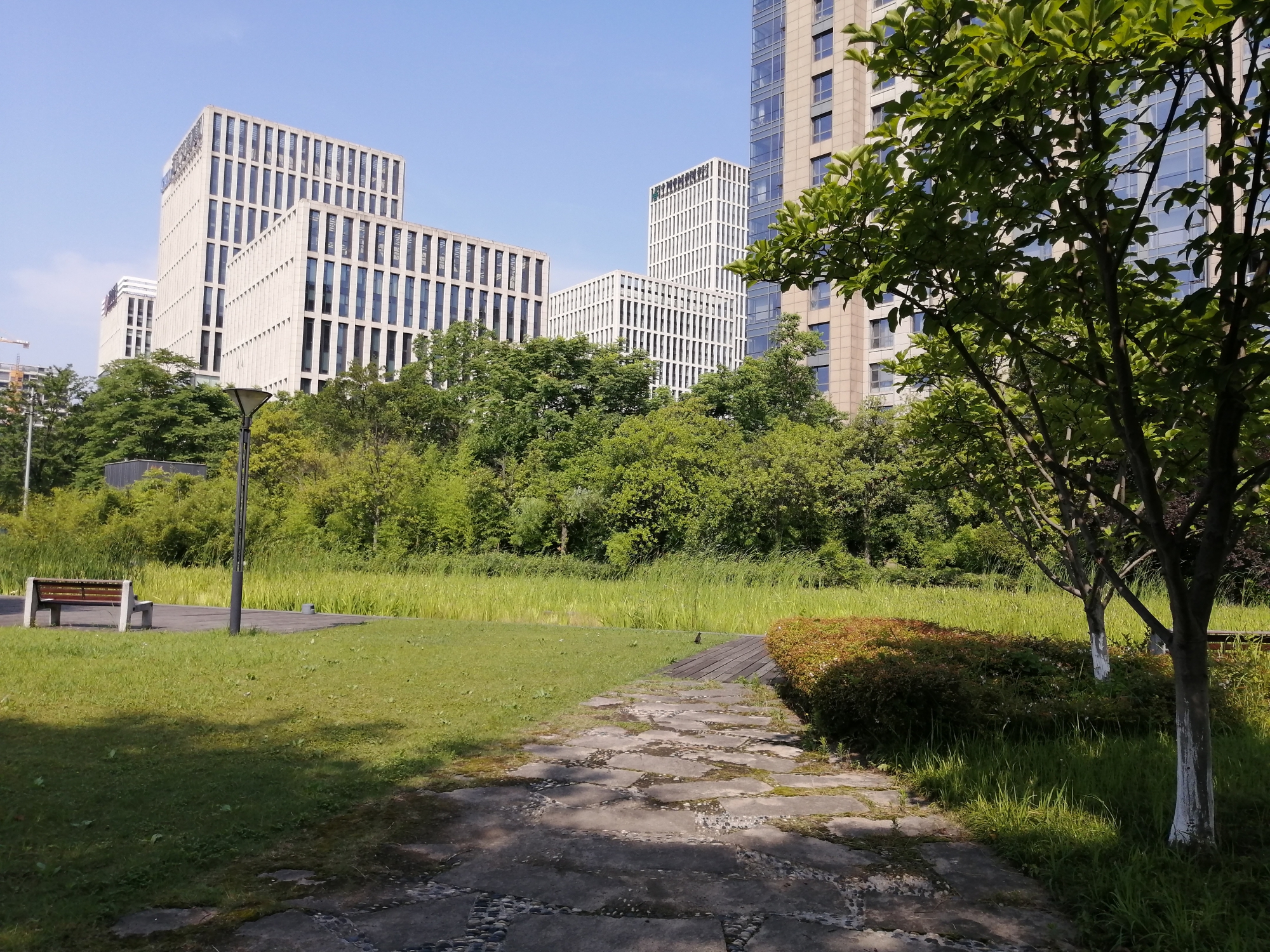 华为麦芒8测评视频,无畏前行3