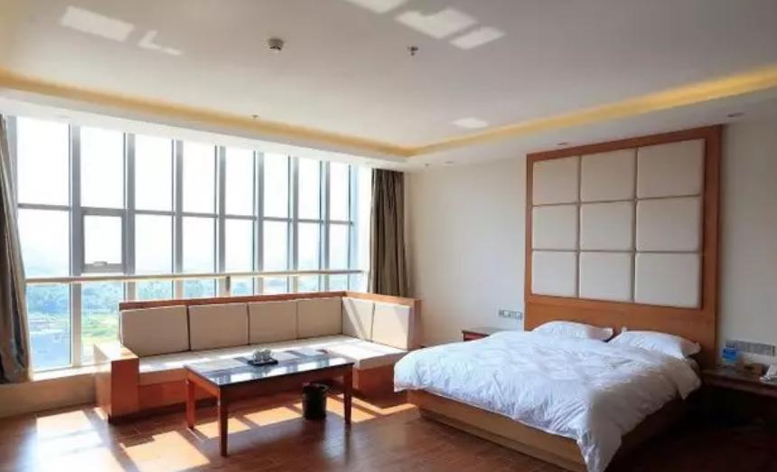 圣托里尼岛隐藏的生活,小圣托里尼岛