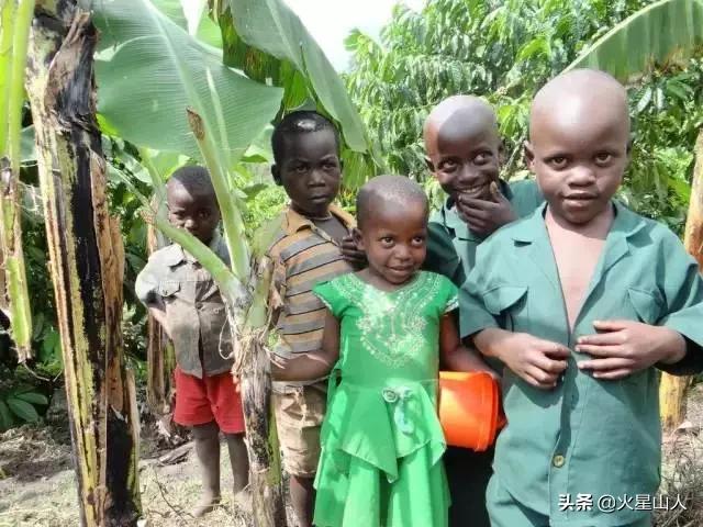 六岁小男孩，用零花钱给非洲挖了1000多口井，让85万人喝上干净水
