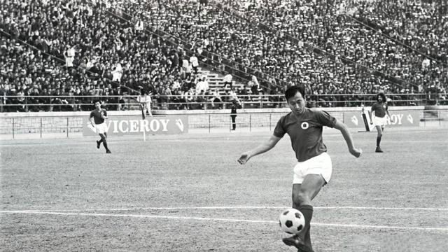 中国足球留洋生涯视频,中国足球留洋最成功的人