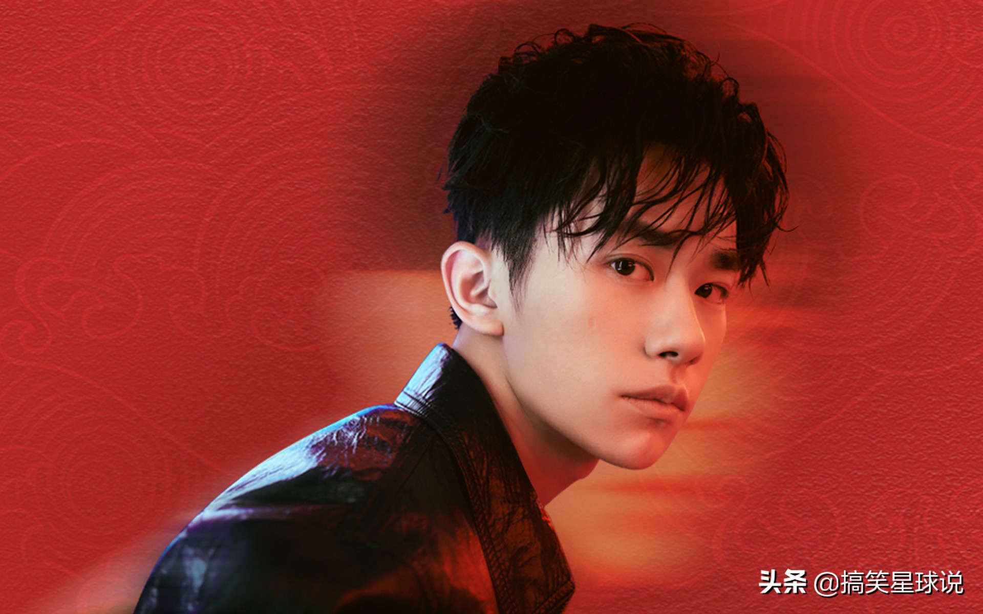 过年单身女孩回家搞笑段子,单人接到电话搞笑段子