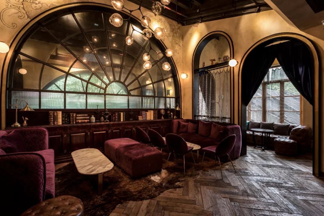 召唤佛山大胃王！足足八层高XXXXXL号大力水手汉堡，全部吃完免单