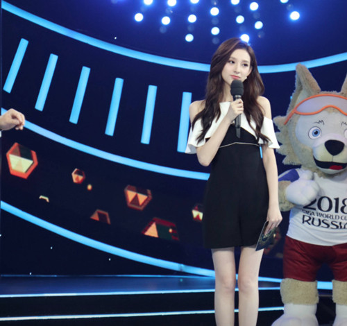 欧洲杯现场看球主播,欧洲杯美女网红