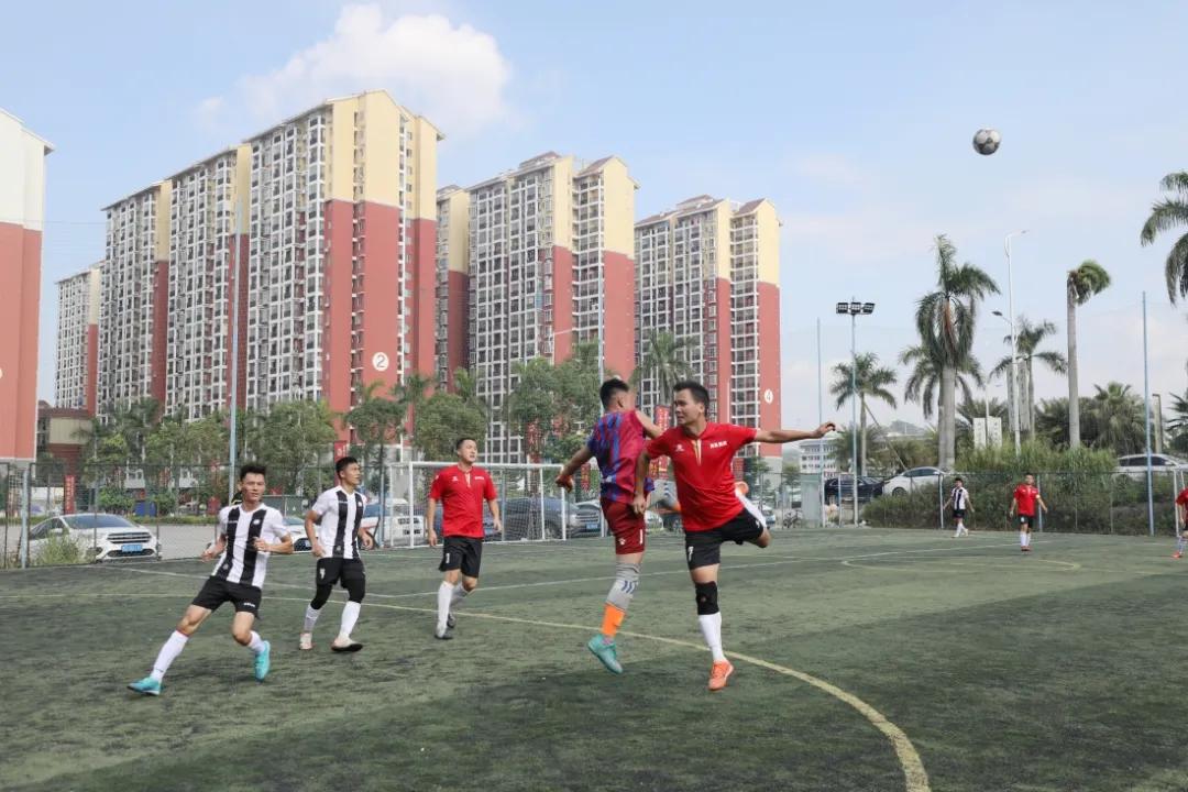 汗洒绿茵，不可“足”挡——梧州消防第一届“火焰蓝”杯六人制足球赛圆满落幕
