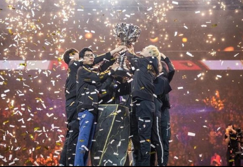 V5战队13连跪，创造联盟历史，LPL为何取消升降级？