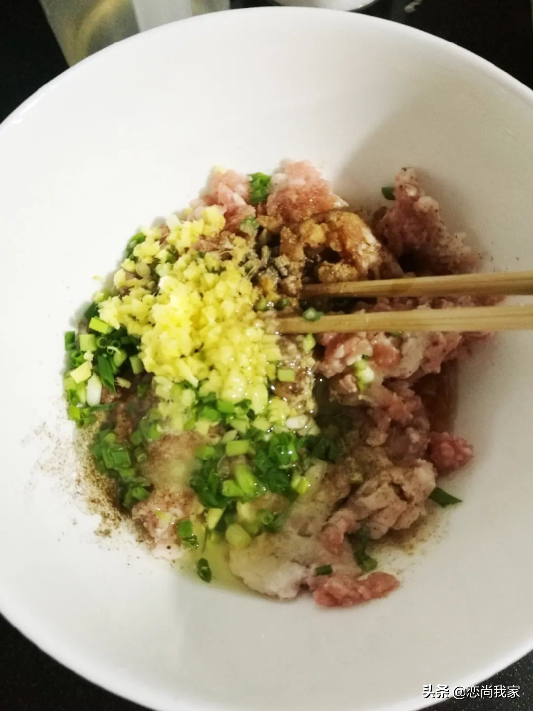 肉和啥菜做包子馅最好吃,给孩子做什么馅的肉包子好吃