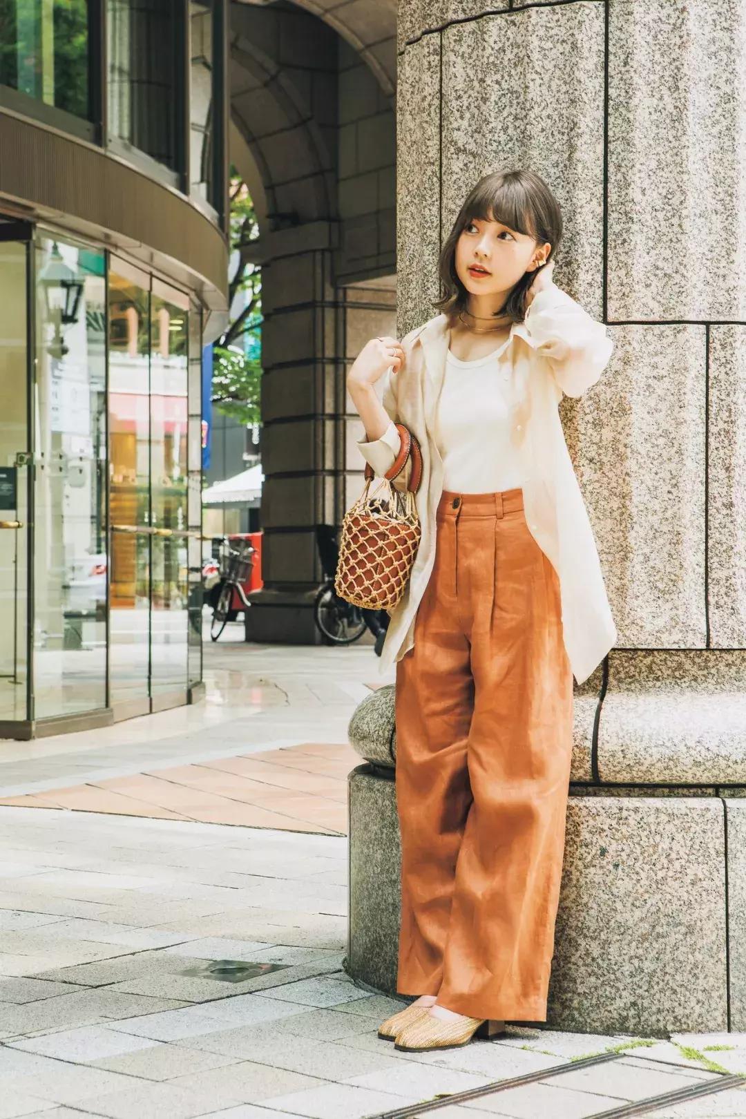 日杂时尚街拍美女,街拍日杂美女穿搭