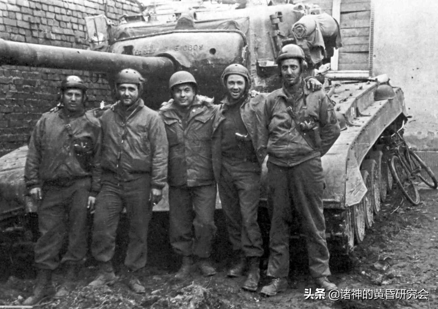 虎式坦克vs潘兴坦克谁更强,m26潘兴坦克vs虎式坦克