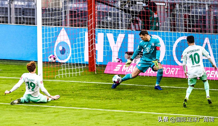 哈兰德对莱万,哈兰德首秀拜仁