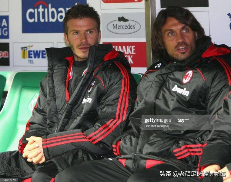 同是穿鞋挑剔的强迫症球星,10年前托尼克罗斯为小贝测试猎鹰鞋