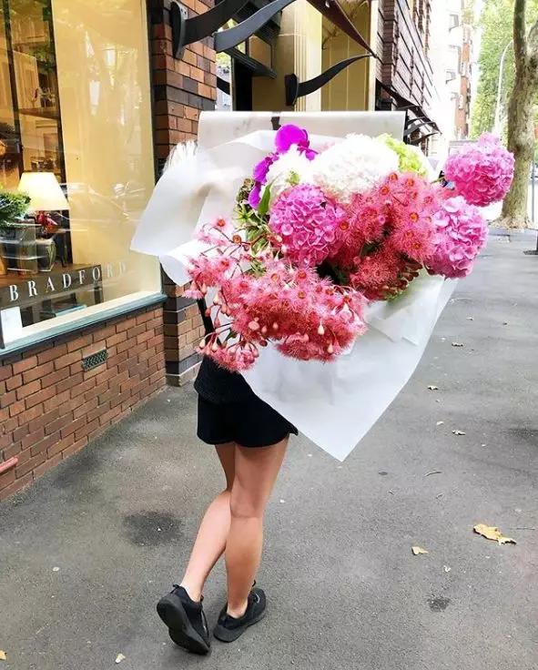 开花店是一件很浪漫的事,开花店真的很累吗