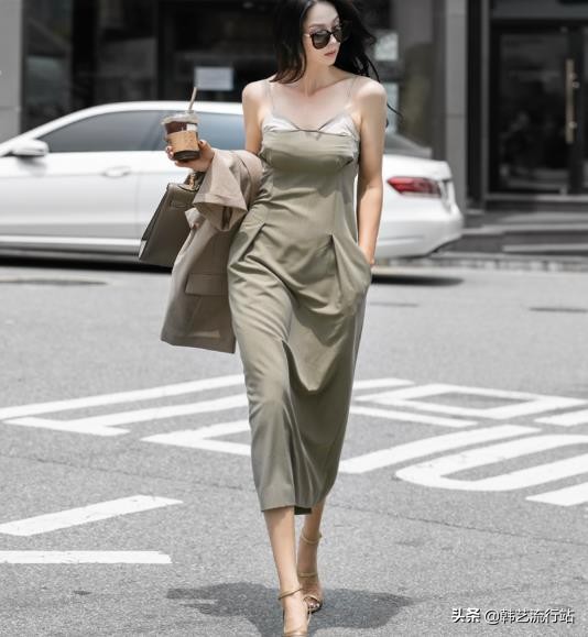 肩膀厚胳膊粗适合穿什么吊带,肩膀宽厚的人适合穿什么吊带