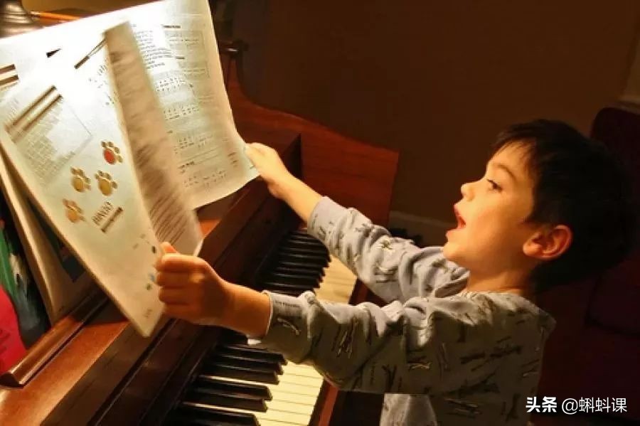 学钢琴识谱慢怎么解决,学钢琴基础第一步识谱