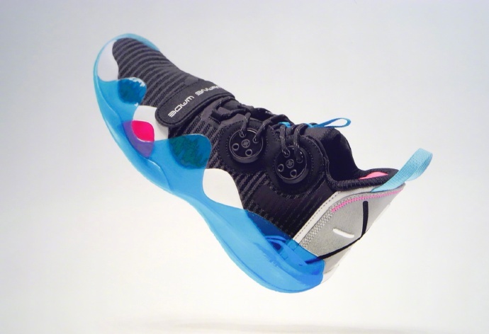 韦德之道九低帮是全掌碳板吗,韦德之道8是高配全掌䨻吗