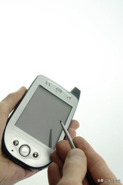 手机戴保护壳的好处和坏处,手机不想戴壳有什么保护措施