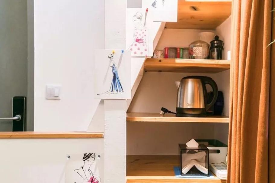 设计师24小时体验18平蜗居,10平米出租屋一个人的生活