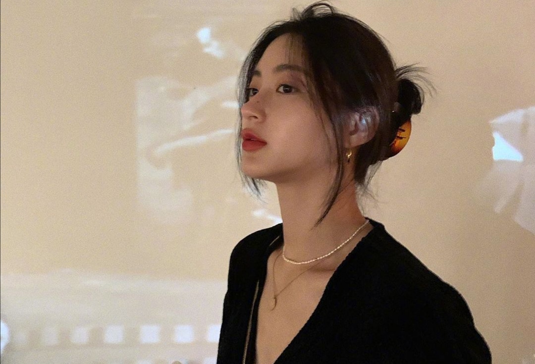 用凉水洗头对头发有危害吗,夏天用冷水洗头发还是热水洗头