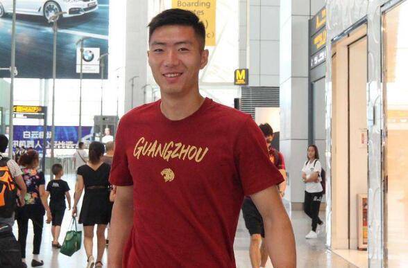 天海门将张鹭做出扑救,国门张鹭最新消息