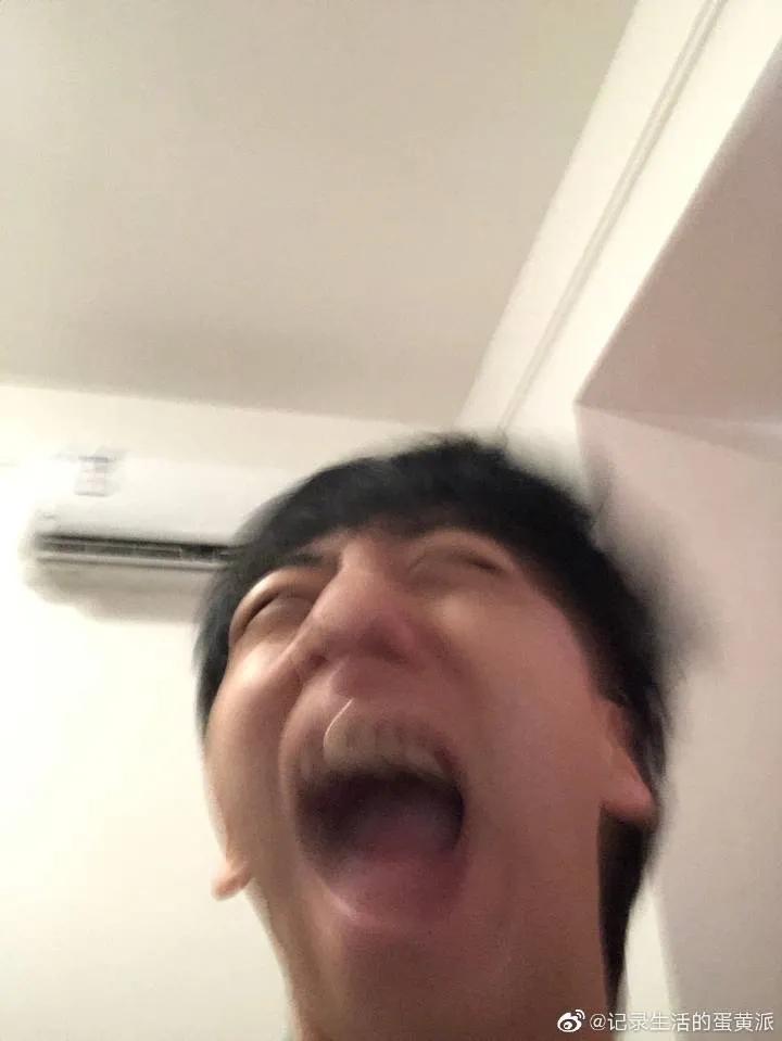 帅小伙被骂标题*党**，依然有很多人关注