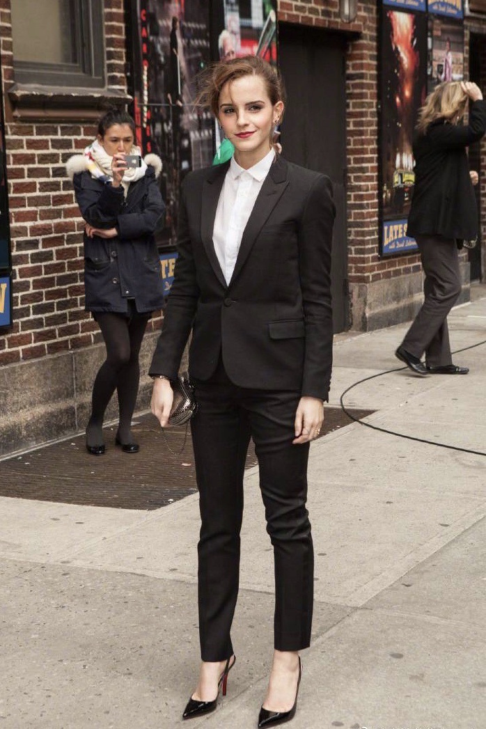 时尚设计穿搭讲解,穿搭时尚必修课