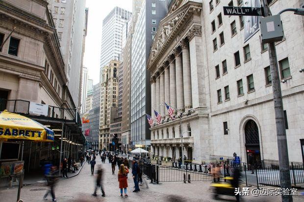 华尔街交易员10000小时总结经验,华尔街职员的一天