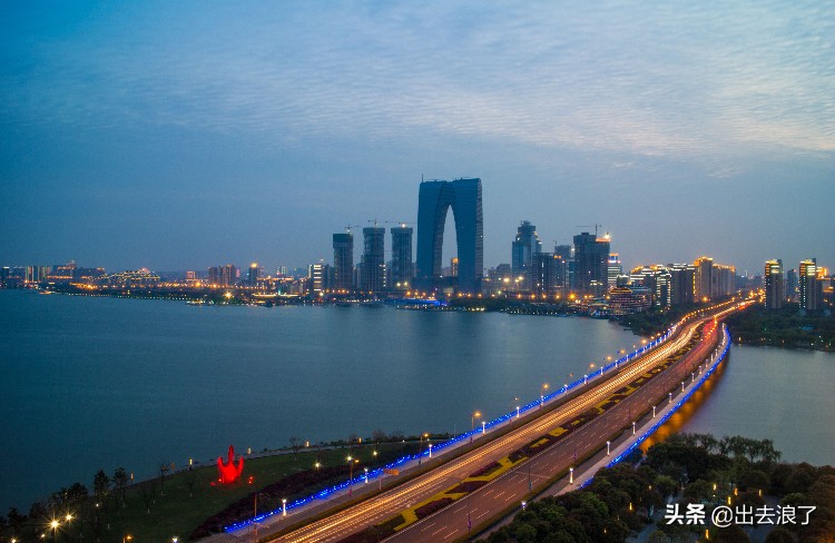 吃蟹子注意事项,吃蟹的时候当心点扎嘴