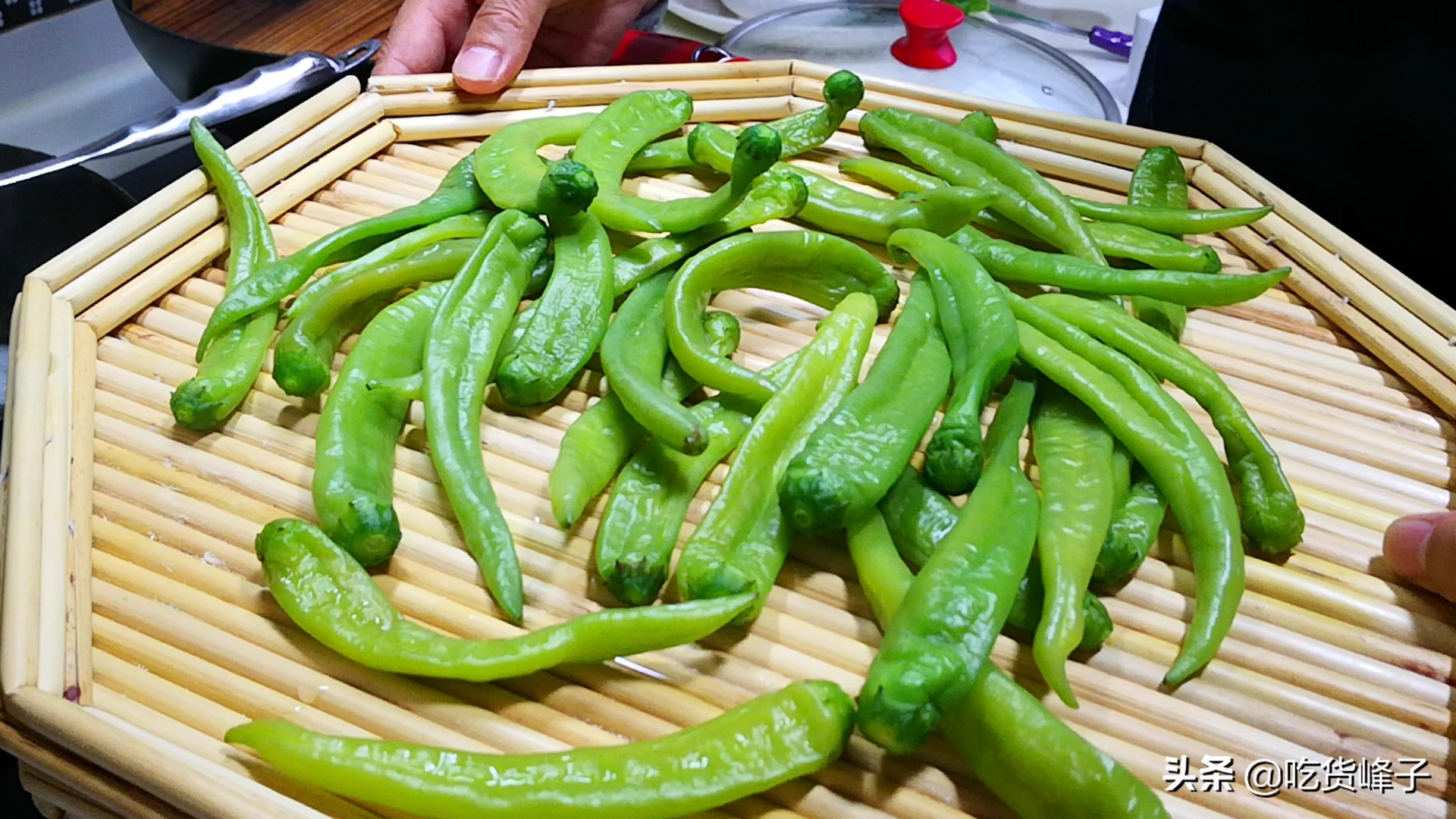 辣椒煮煮怎么吃,辣椒煮一煮做法简单又开胃下饭