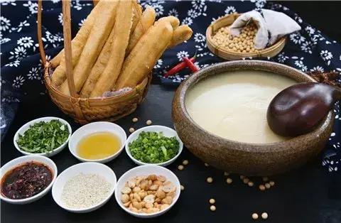 枫叶王府住宿价格,昆明枫叶王府商务会议酒店