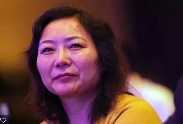 全球女性白手起家的富豪,30岁白手起家的女首富