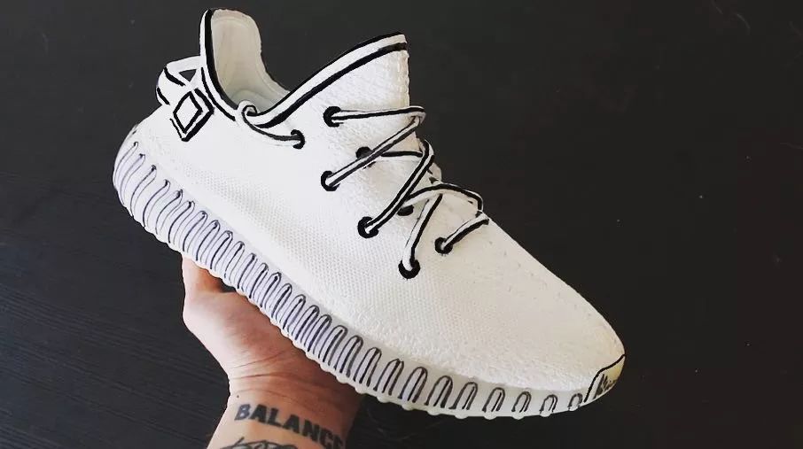 当初忍痛买的万元球鞋,被你们说拆就拆,你有想过我的感受吗?