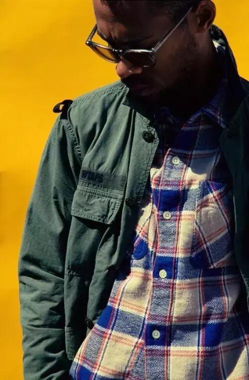 今天余文乐老师要为你们上一堂军装搭配课,答应我要好好学习哟!