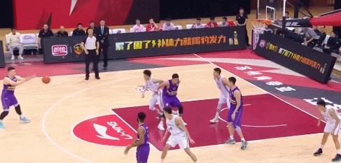 邹雨宸砍34分北控胜江苏止住连败,北控赛后邹雨宸