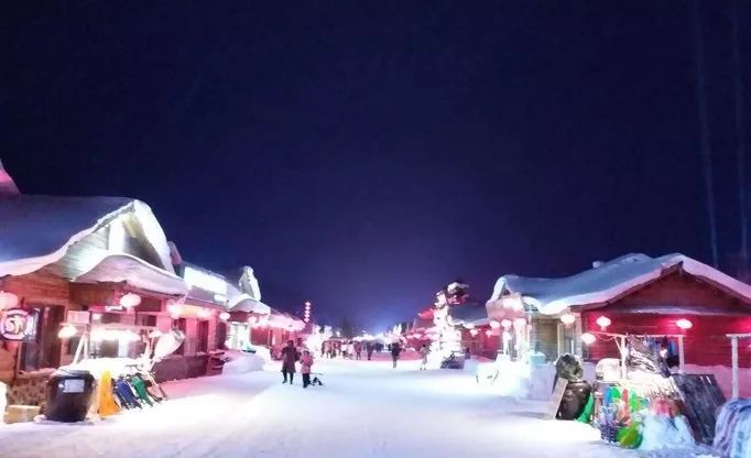 冬天情侣去哪里旅游最适合,适合情侣两三天的短途冬日旅游