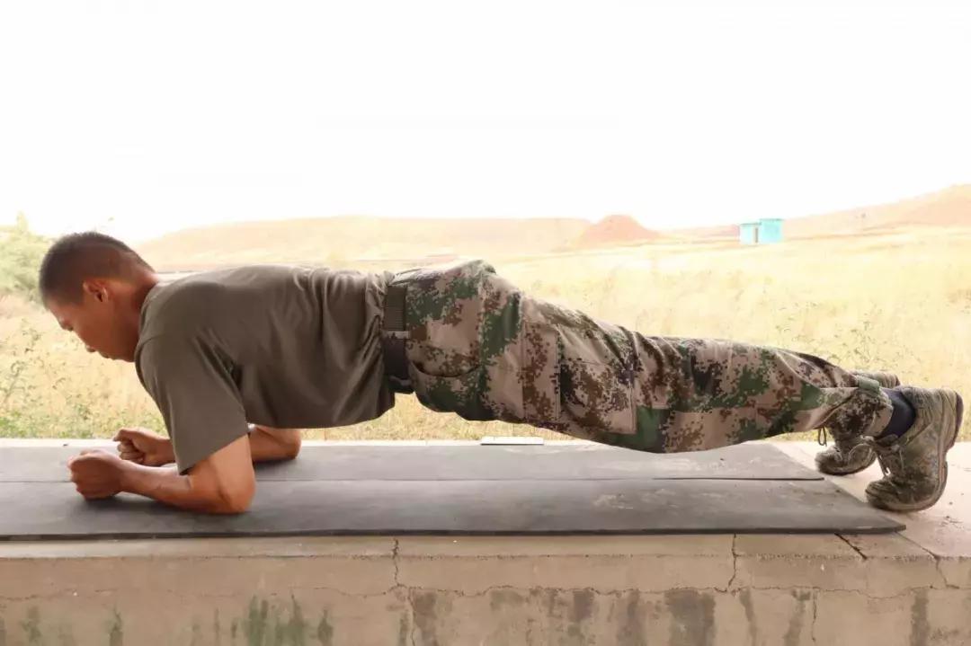 腰椎间盘突出痛能做保健操吗,颈椎病腰椎间盘突出保健操