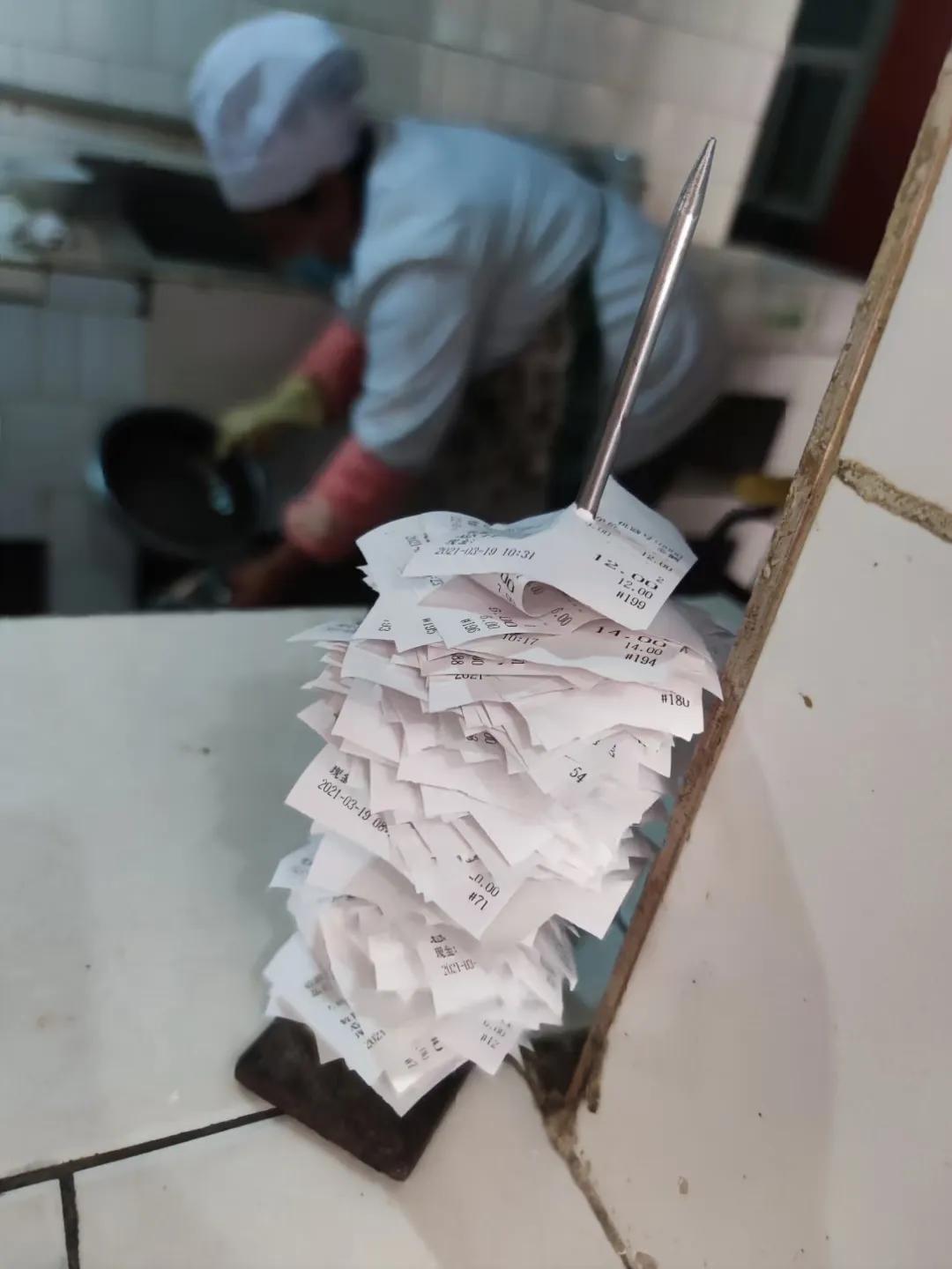 昆明的老奶米线,昆明老奶米线