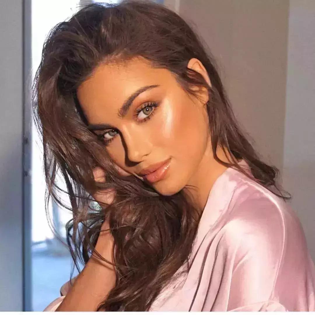 学会Rihanna、钟楚曦、张韶涵的高光技能，比打10针玻尿酸都管用