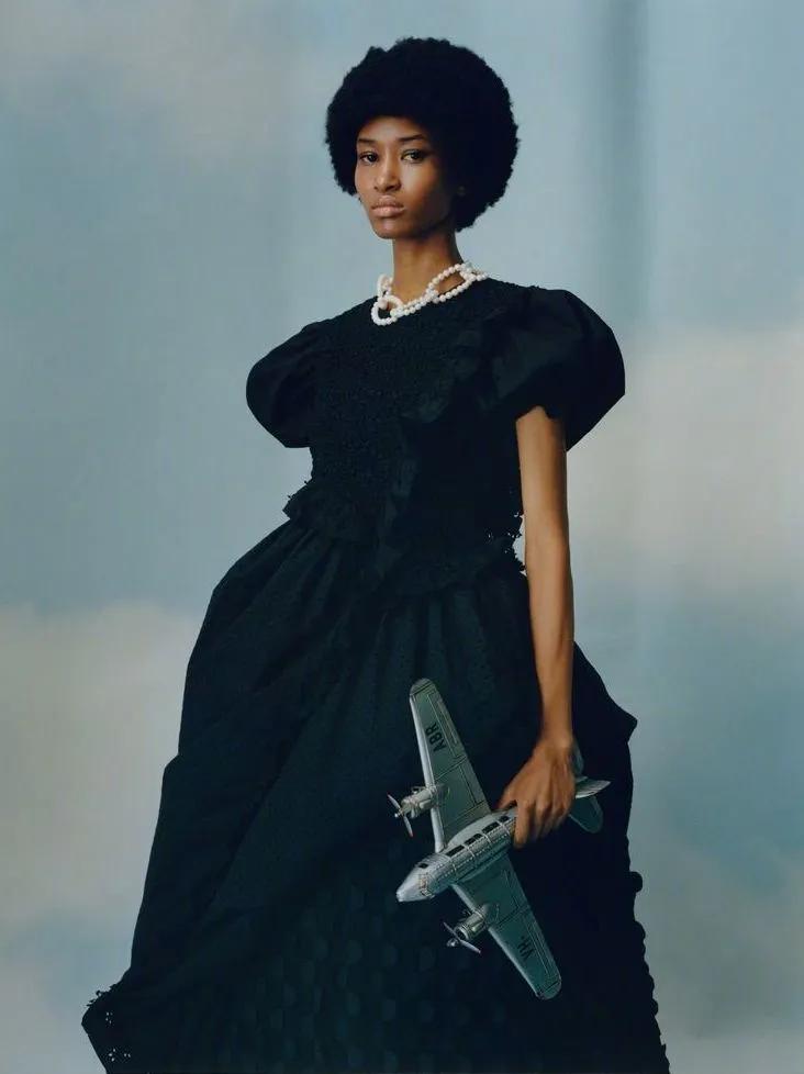 除了优雅贵气,珍珠还能休闲、叛逆、又嘻哈?