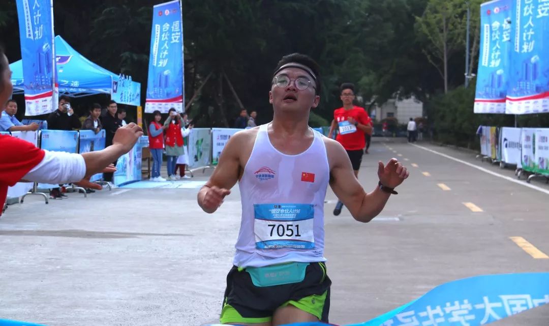 奔跑吧，少年|2019中国大学生马拉松联赛宁波大学站激情开跑