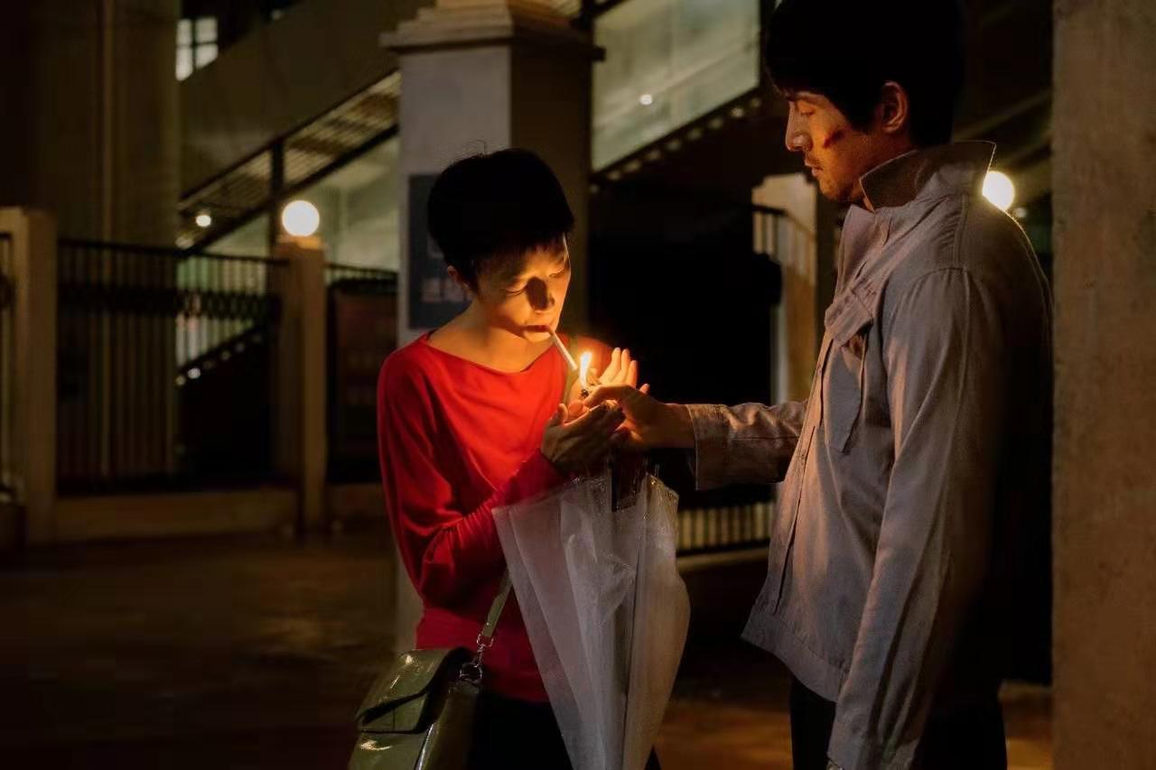 《南方车站的聚会》：人性聚会！“拿命换赏金”故事中的惊艳