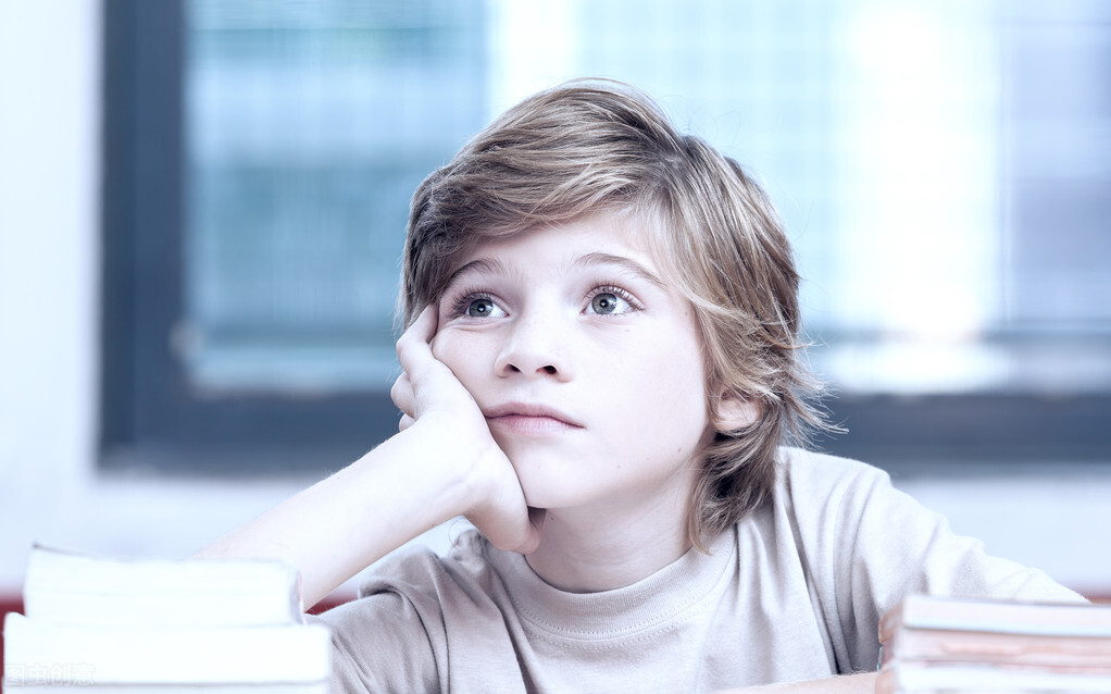 孩子学习不专心走神该怎么办,孩子学习经常分心走神发呆怎么办