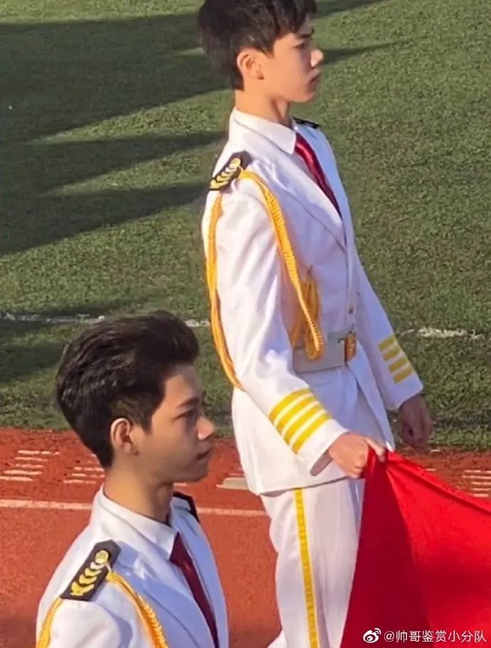 素人帅哥闪照合集,素人帅哥集锦