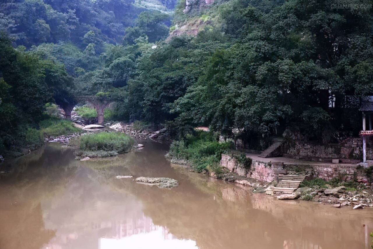 重庆风景优美的旅游地免费,重庆风景好的地方三天自驾游