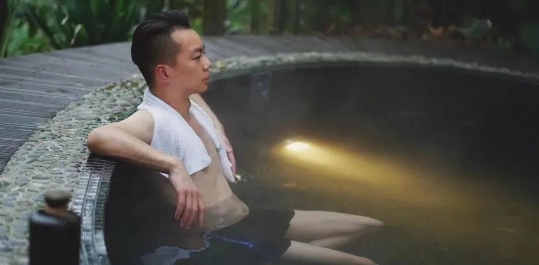 森林秘境的温泉,森林里野奢温泉度假酒店下午茶