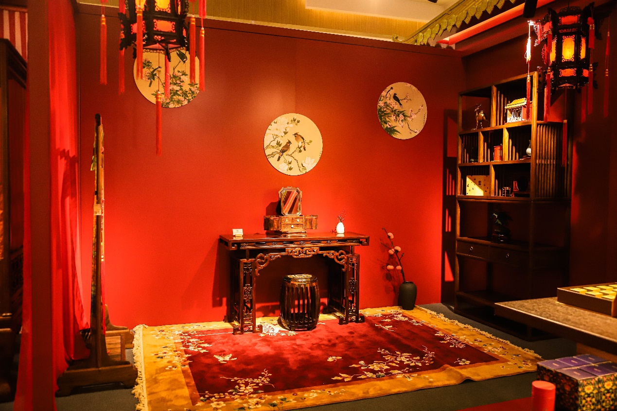 “宫囍龙凤呈祥”故宫古代婚礼主题展走进天津金街